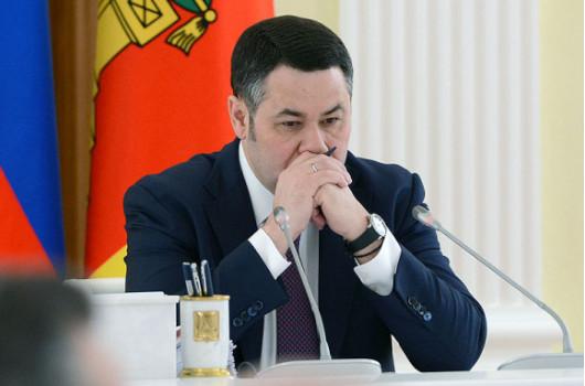 По словам Рудени, мусорные завалы во дворах и дефицит контейнеров – прямое следствие работы правительства РФ и премьер-министра Дмитрия Медведева.