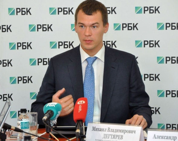 депутат Госдумы (фракция ЛДПР) Михаил Дегтярев внес в Госдуму закон, запрещающий россиянам пользоваться долларами