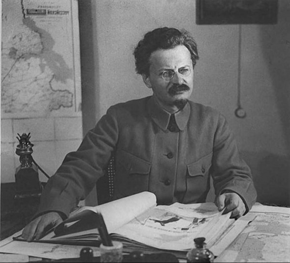 Троцкий и Сталин. Субъективный взгляд на нашу историю двадцатого века
