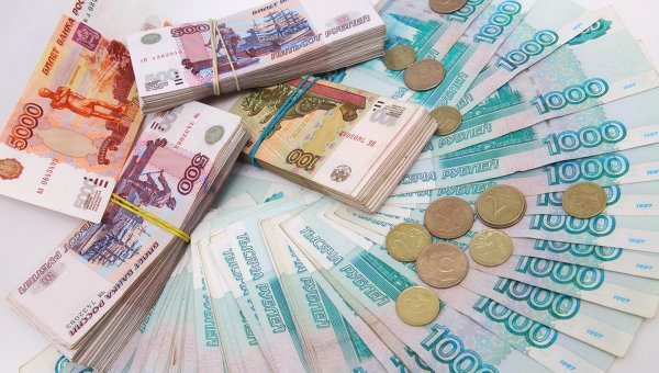 Экономику ускорят изъятием 1,2 триллиона рублей из карманов россиян