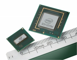 Intel ��������� ������ 15-������������ ����� Atom