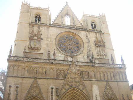 ����� ���-���