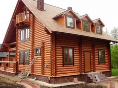 Выезд специалиста по покраске деревянных домов на объект заказчика