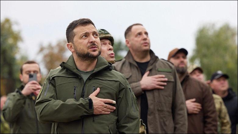 Киевскую верхушку «воспитывают» по методу собаки Павлова