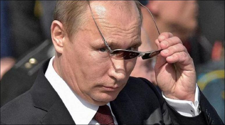 взгляд Путина из под очков