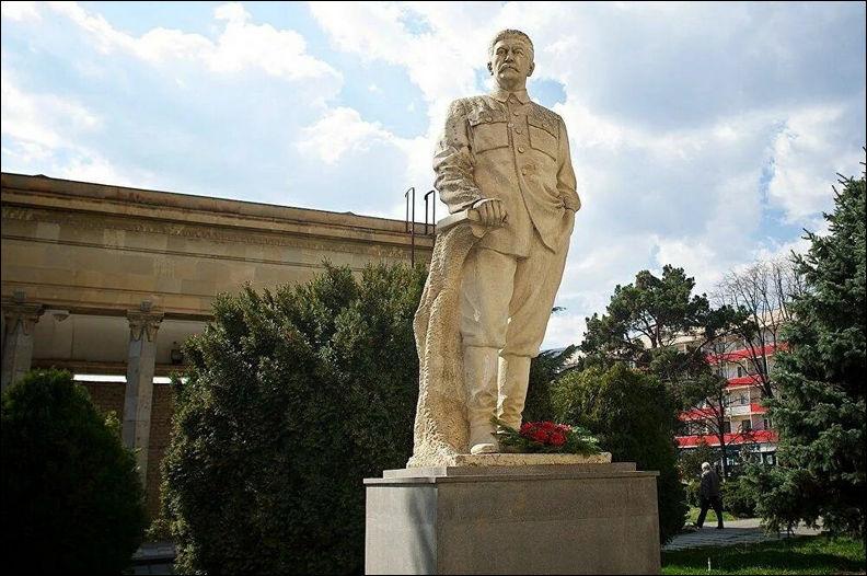 реальная историческоая фигура Иосифа Виссарионовича Джугашвили-Сталина