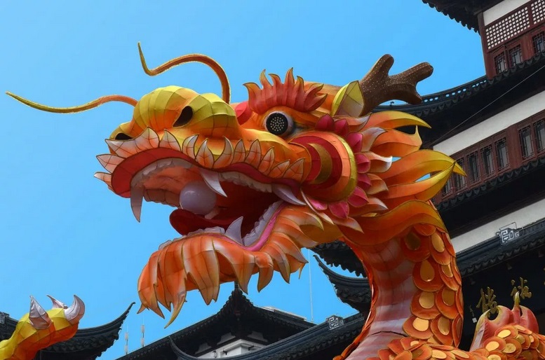 «Дракон» поднимает голову