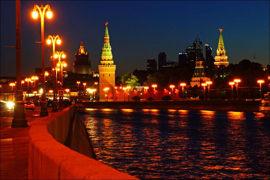 ночная Москва