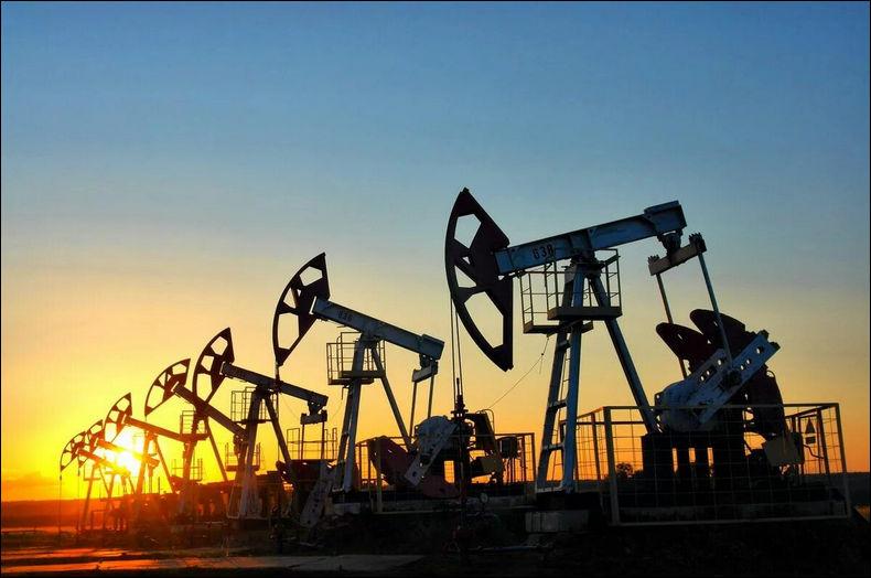 Европа ввела полный запрет на импорт не только российской нефти