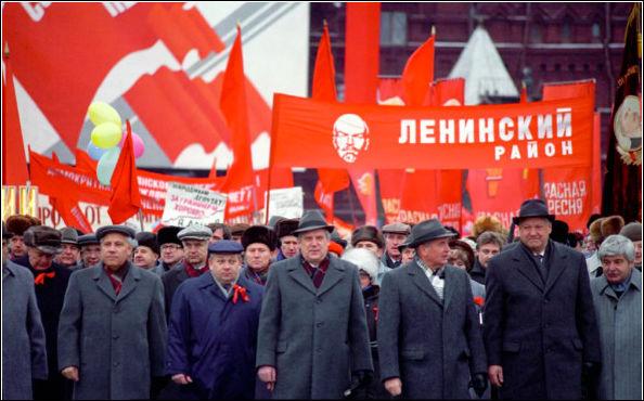 Горбачев и Ельцин на демонстрации