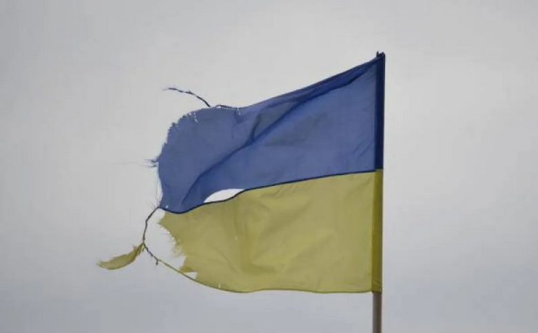 Украина должна прекратить свое формальное существование по решению местного населения