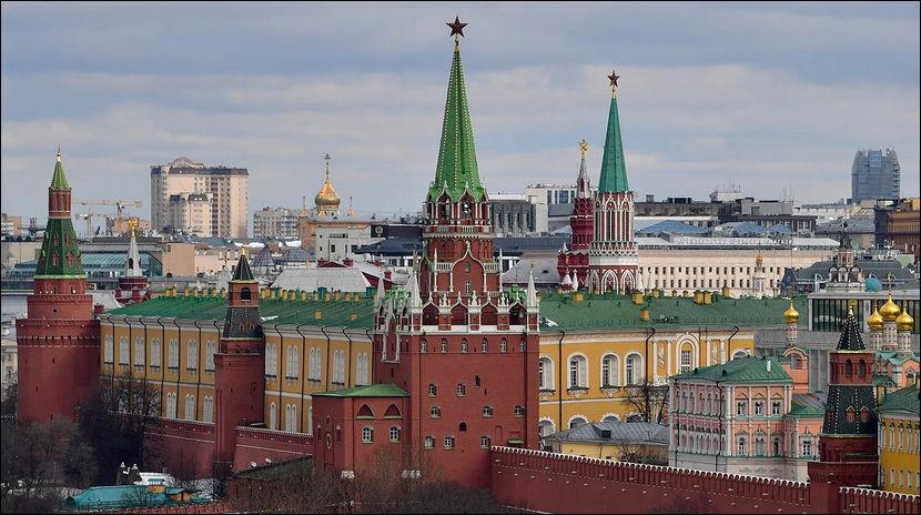 Запад напал на Россию