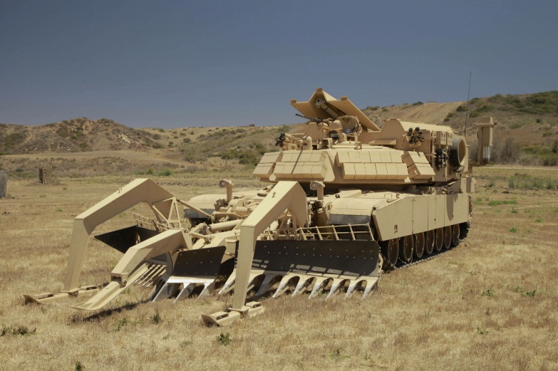 Бронированная машина разграждения M1150 на базе танка М1 Abrams
