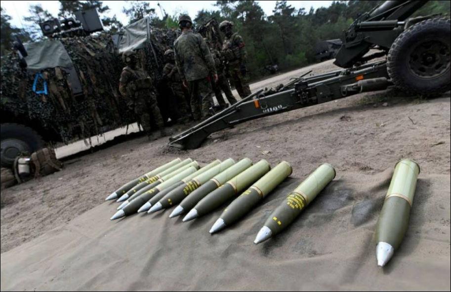 НАТО все сложнее обеспечивать Украину боеприпасами