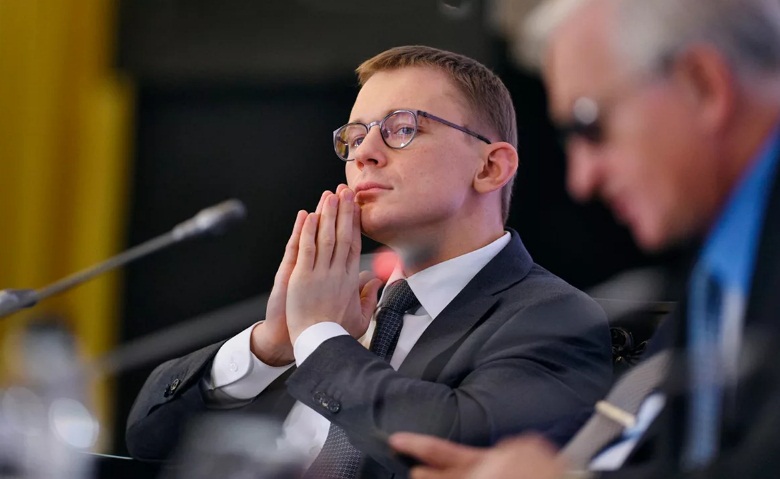 интервью заместителя Силуанова Алексея Сазанова газете "Ведомости"
