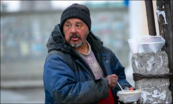Россияне живут в бедности,