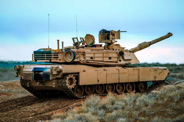 M1A1 ABRAMS