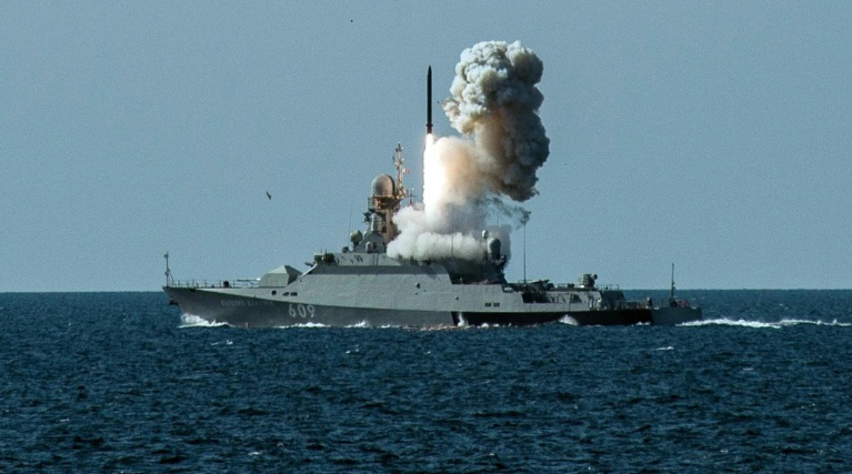 Россия проводит массированные ракетные обстрелы складов ВСУ