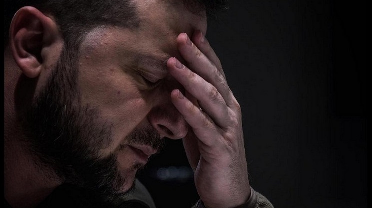 зеленский давал взятку