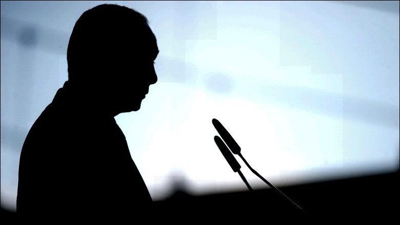 Путин на самом деле существует и принимает ключевые решения в России