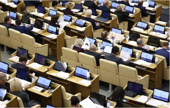 иностранных агентов и в том числе позволяет наделять таким статусом физических лиц
