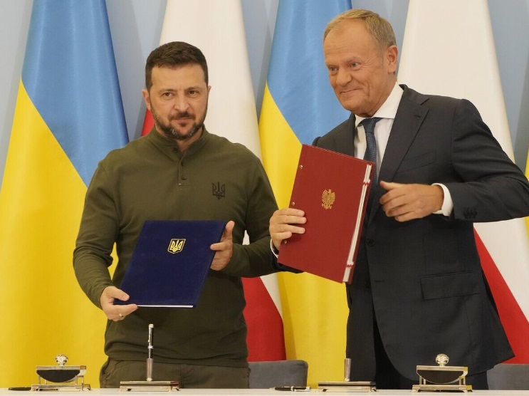 8 июля 2024 года Владимир Зеленский от лица Украины и премьер-министр Дональд Туск от лица Польши подписали соглашение о безопасности