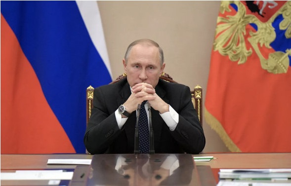 Владимир Путин высказался по вызывающему самые жаркие споры изменению в Конституцию