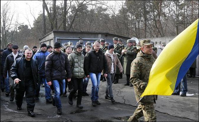 поголовно мобилизуют русскоязычных граждан Украины