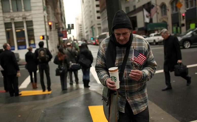 американский средний класс нищает