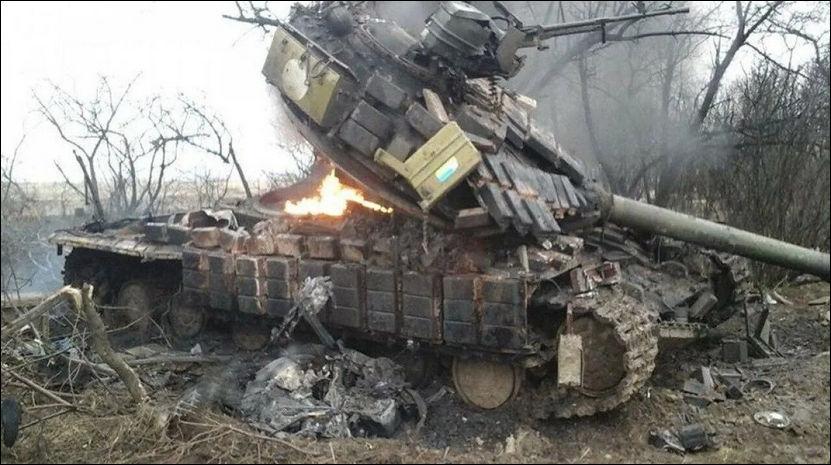 Самостийные танки и захисники незалежнiстi горят и гибнут в голых степях без какого-либо ущерба для русской армии