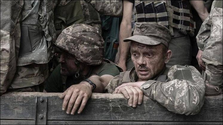 хлопцы едут на фронт